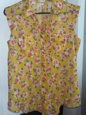 Clothing lot of 5 size medium